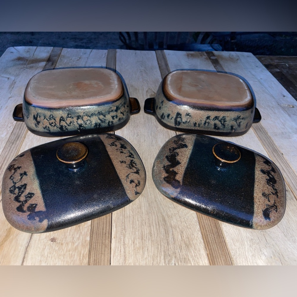 Set of 2 Rustic Glazed Ceramic Casserole Dishes with Lids - Two-Piece Set